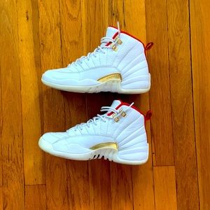 Jordan 12 fibas , size 7Y